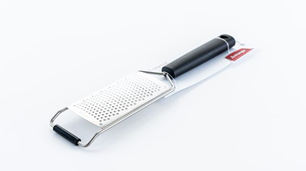 Cheese grater, carded